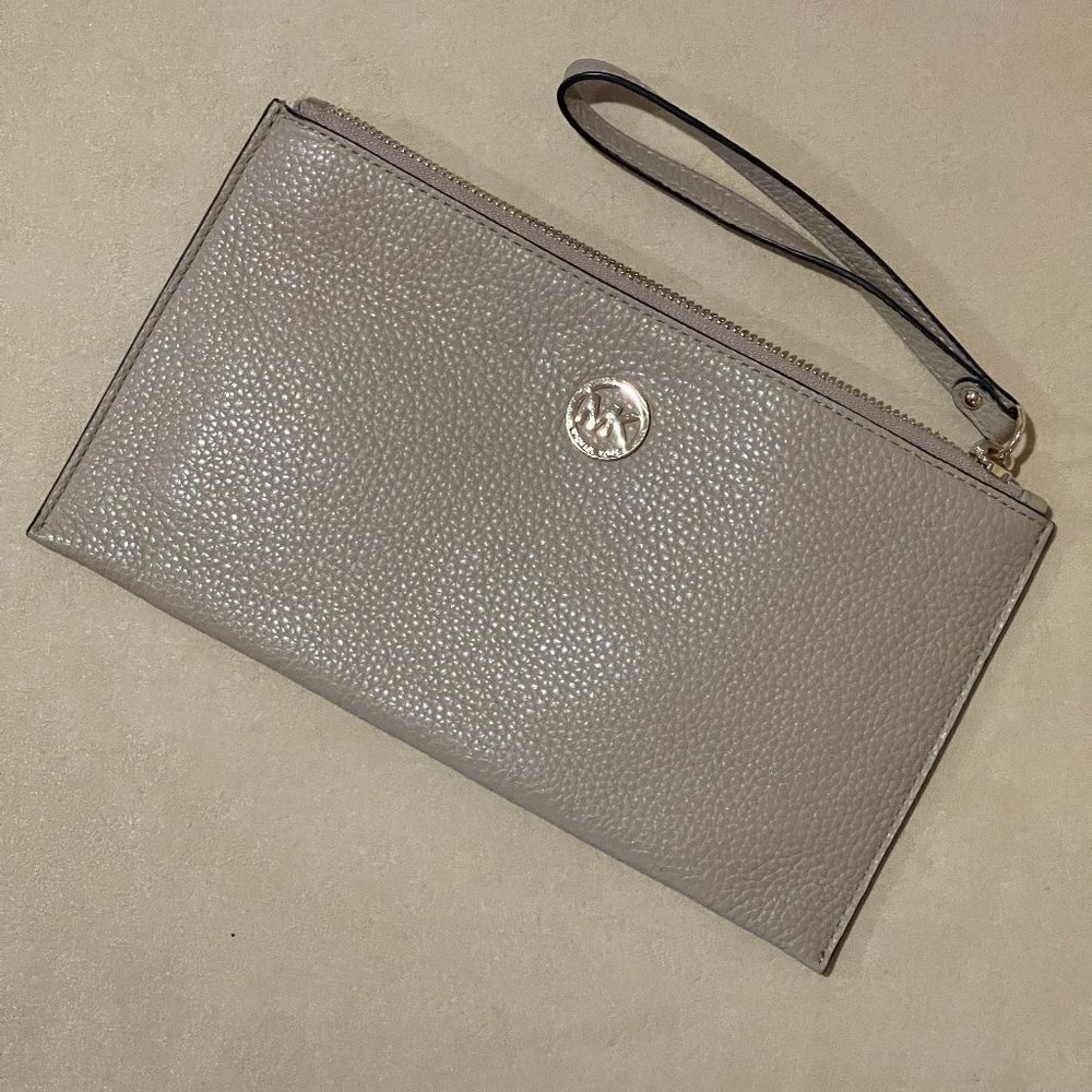 Michael Kors Wristlet/Clutch